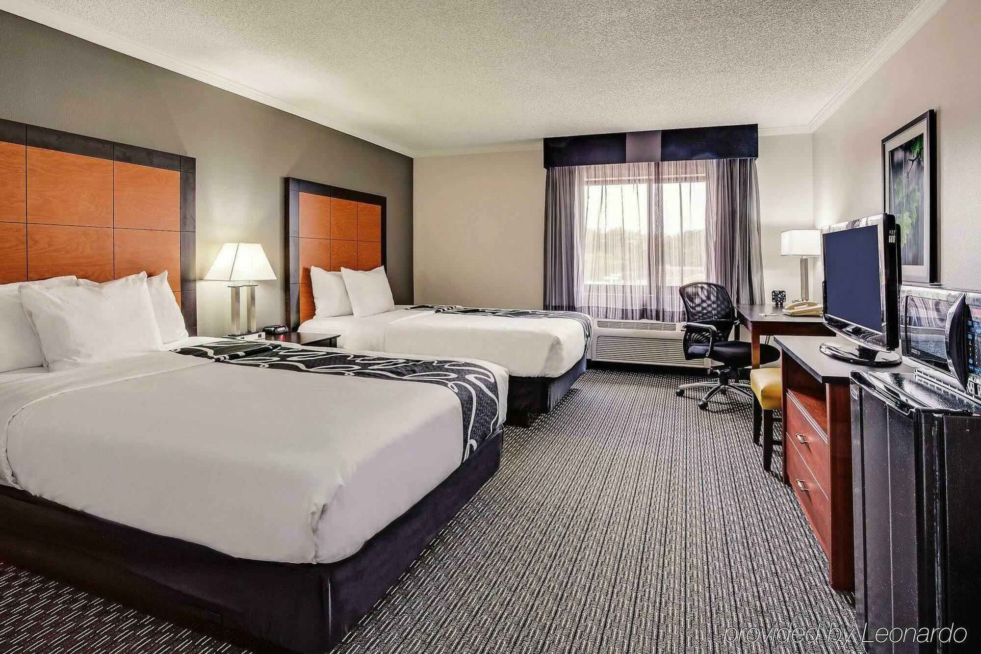 Hotel La Quinta By Wyndham Cleveland - Airport North Exterior foto